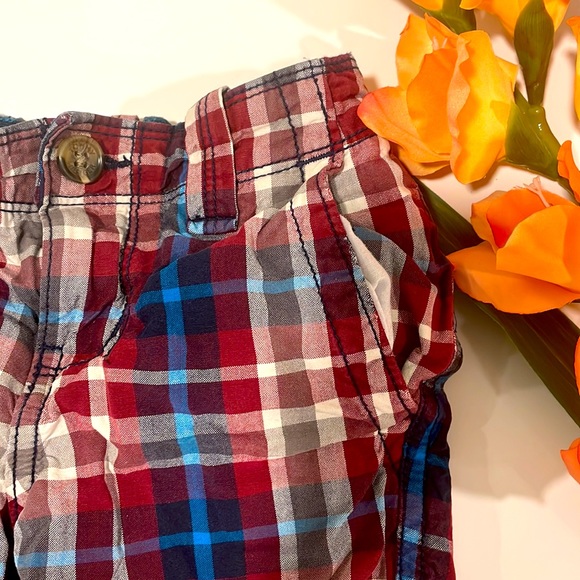 Red, White & Blue Plaid Tommy Hilfiger Boys 4T Shorts - Picture 2 of 3